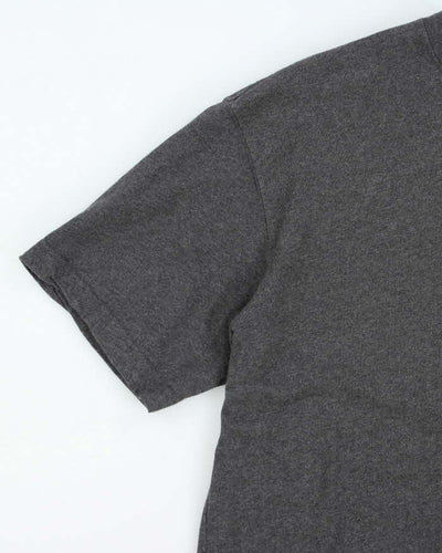 Vintage 2000's Carhartt Pocket Plain T-Shirt - L