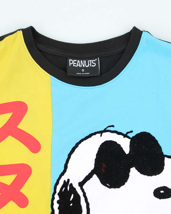 Vintage 2000's Snoopy All Over Print Graphic T-Shirt - S