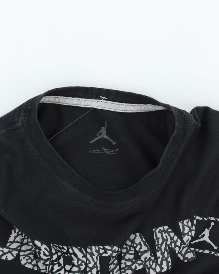 Nike Air Jordan Elephant Print Spell Out Graphic T-Shirt - L