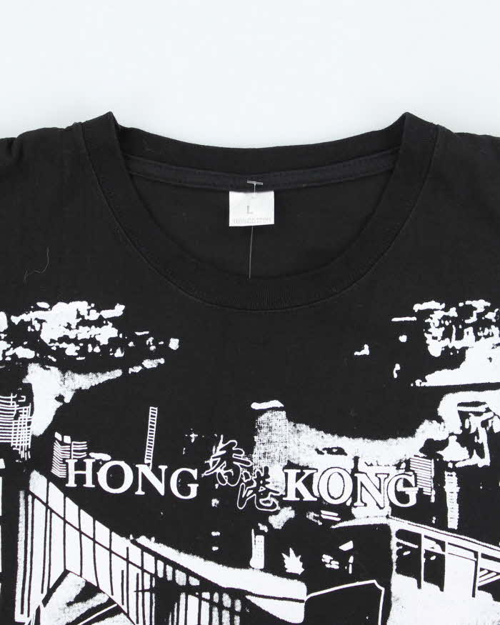 Vintage 2000's Hong Kong Souvenir Graphic T-Shirt - L