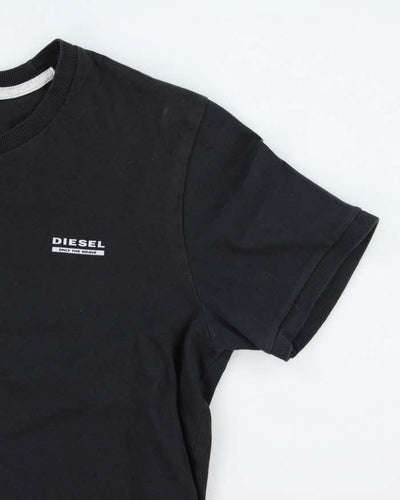 Vintage 2000's Diesel Small Logo T-Shirt - L