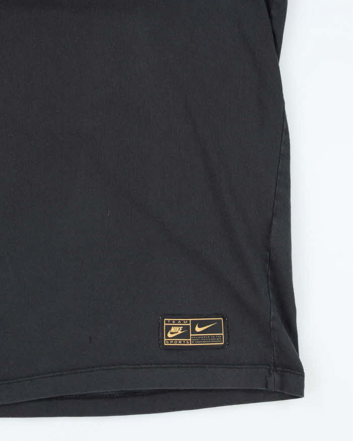 Nike Gold Centre Logo Swoosh Branded T-Shirt - L