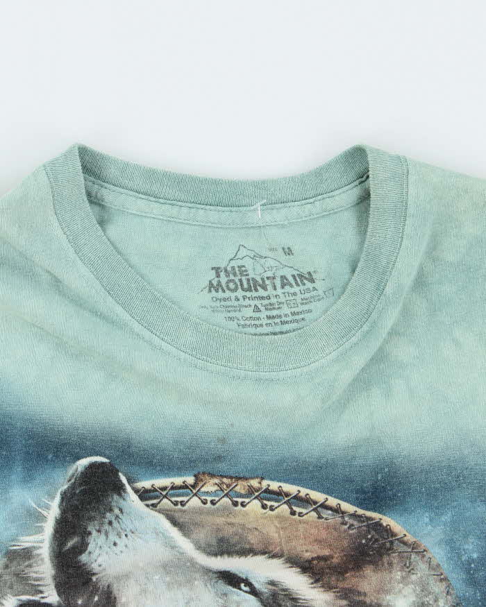 Vintage 2000's The Mountain Howling Wolf Graphic T-Shirt - M
