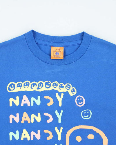 Nancy Sucks Spell Out Smiley Graphic T-Shirt - S