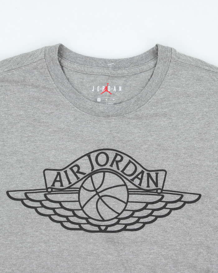Nike Air Jordan OG Logo Graphic T-Shirt - M
