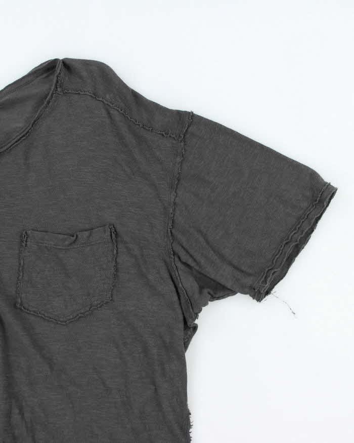 Vintage Y2K Dolce &amp; Gabbana Raw Seam Lightweight Pocket T-Shirt - L