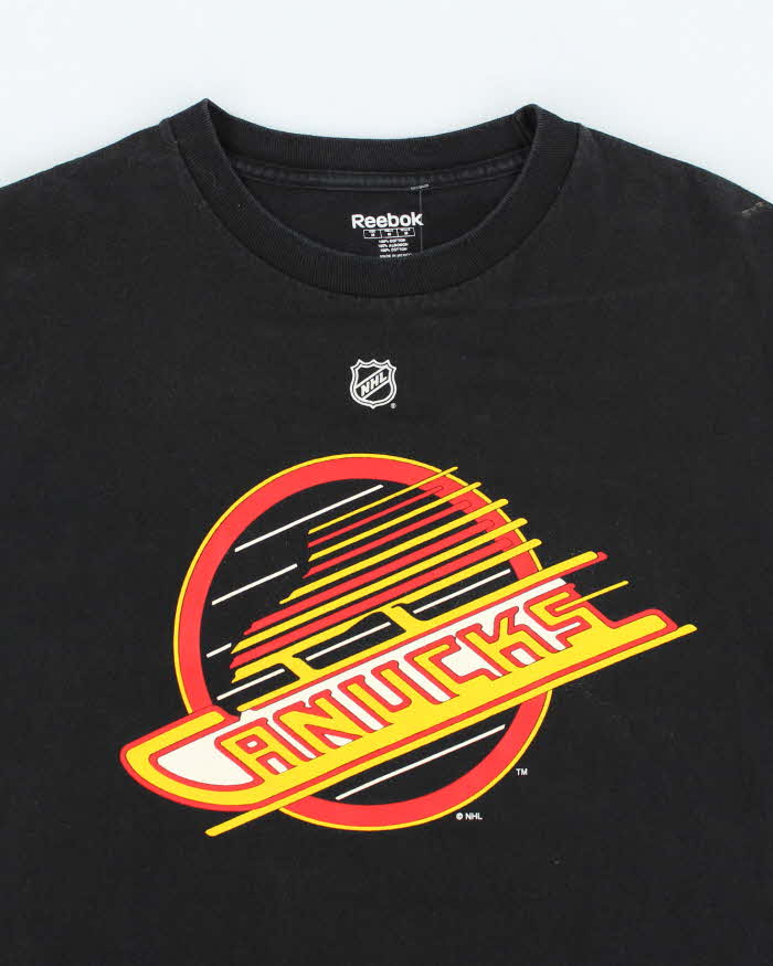 Reebok Vancouver Canucks NHL Logo Graphic T-Shirt - M