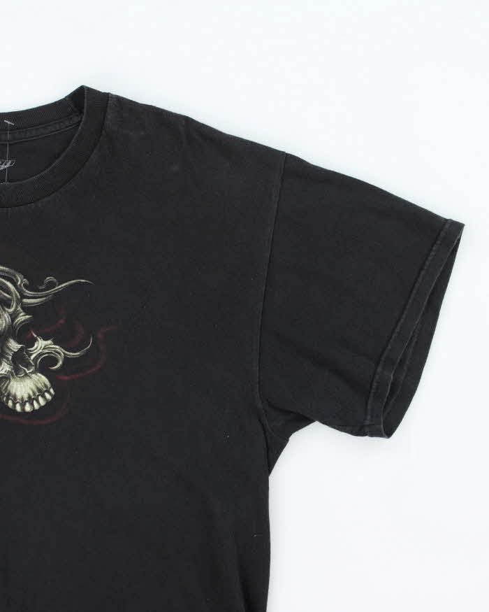 Vintage Y2K Multiple Skulls Graphic T-Shirt - L