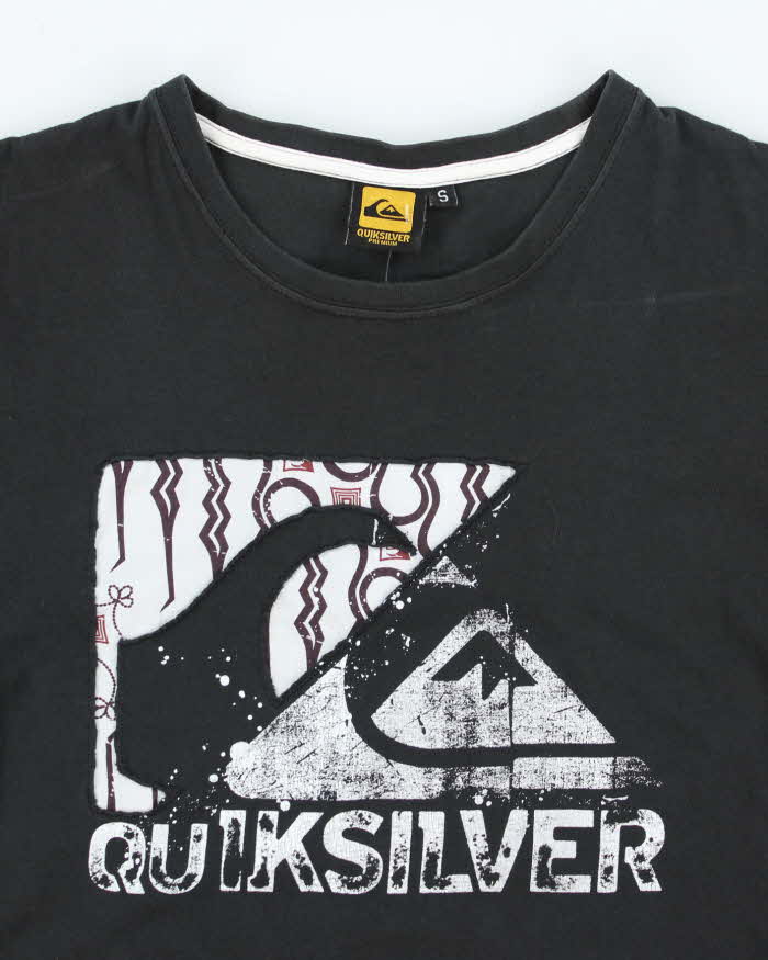 Vintage 2000's Quiksilver Centre Logo Graphic T-Shirt - S