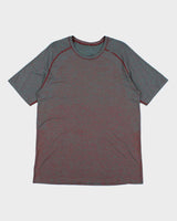 Men's LuluLemon Green &amp; Red Lightweight Sports T-Shirt - L