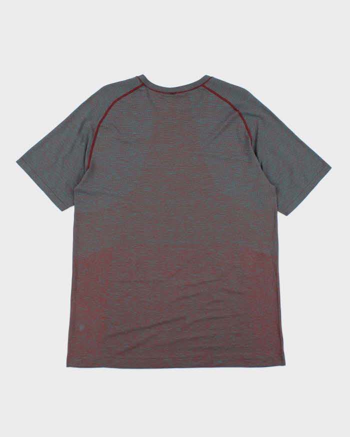 Men's LuluLemon Green &amp; Red Lightweight Sports T-Shirt - L