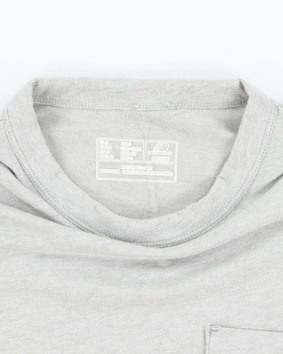 Vintage 00s New Balance T-Shirt - M
