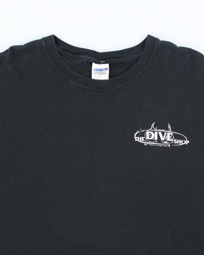 Vintage The Dive Shop Graphic T-Shirt - XL