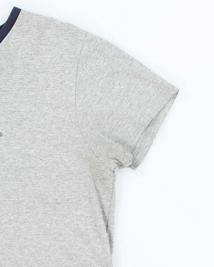 Vintage 2000's Ralph Lauren Polo Jeans V-neck T-Shirt - L