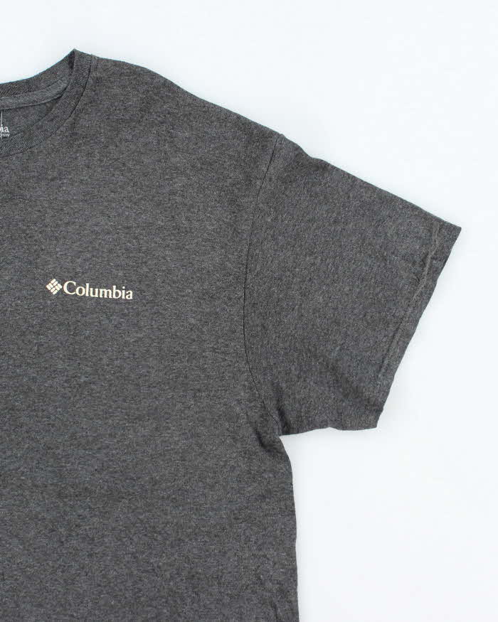 Vintage Columbia Spell Out Graphic T-Shirt - L