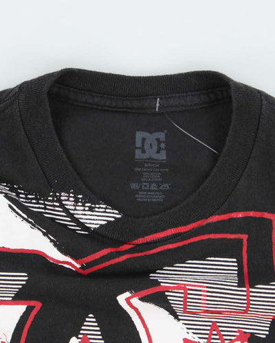 Vintage 2000's DC Shoe Co. Big Spray Paint Logo T-Shirt - S