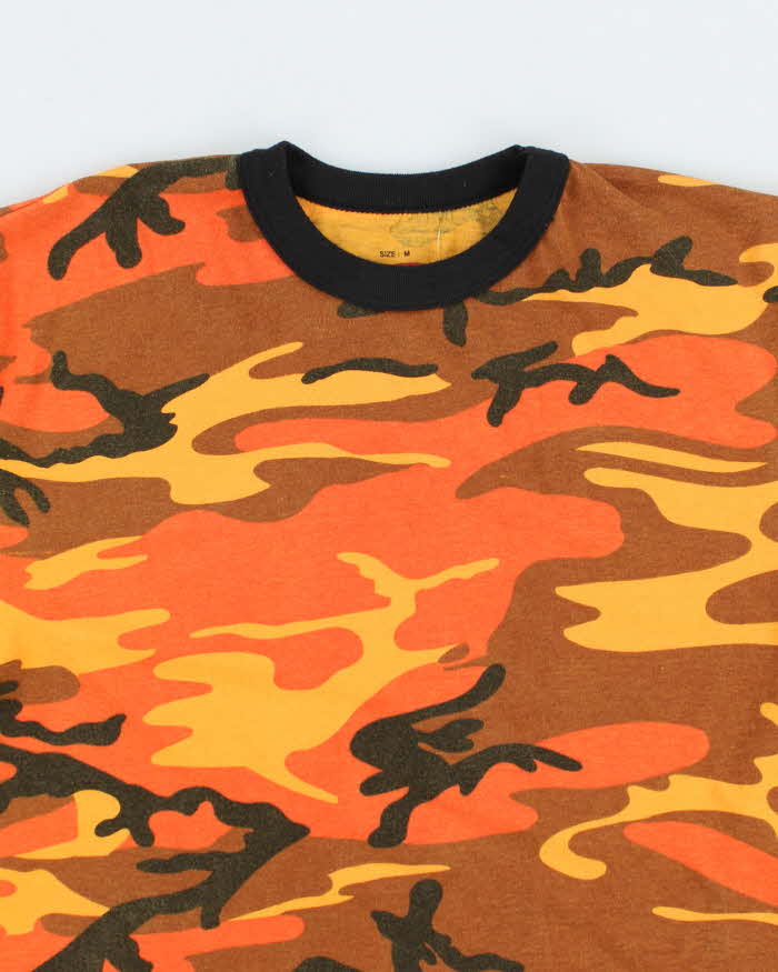 Vintage Y2K Orange Camouflage T-Shirt -  M