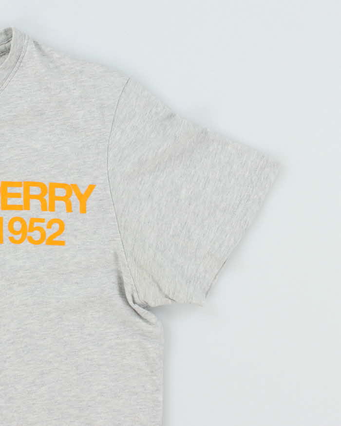 Vintage 2000's Fred Perry Centre Logo T-Shirt - S
