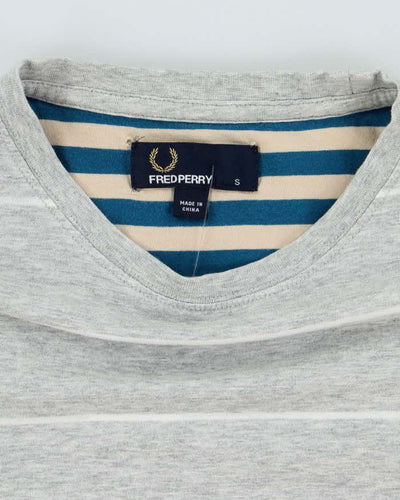 Vintage 2000's Fred Perry Striped Small Crest Logo T-Shirt - S