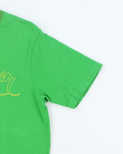 Vintage 2000's Quiksilver Embroidered Logo T-Shirt - L