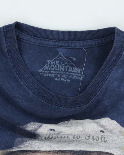 Vintage 2000's The Mountain Fishing Bear Graphic T-Shirt - M