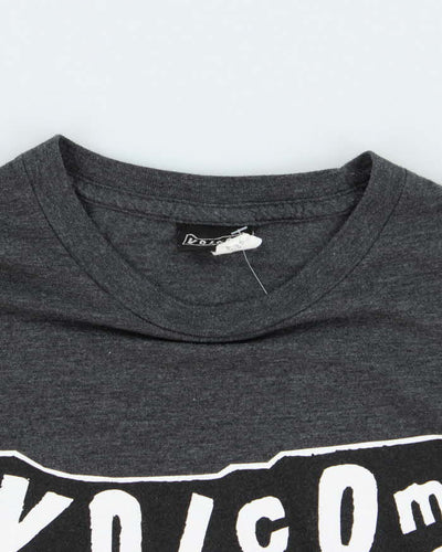 Vintage 2000's Volcom Spell Out Graphic T-Shirt - M