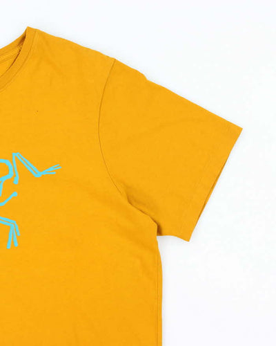 Vintage Arc'teryx Short Sleeve T-shirt - L