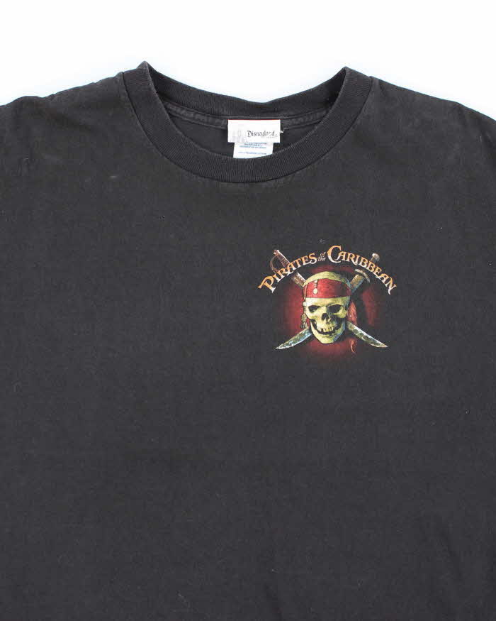 Vintage Y2K Disney Pirates of the Caribbean Ride Graphic T-Shirt - XL