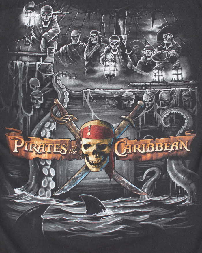 Vintage Y2K Disney Pirates of the Caribbean Ride Graphic T-Shirt - XL