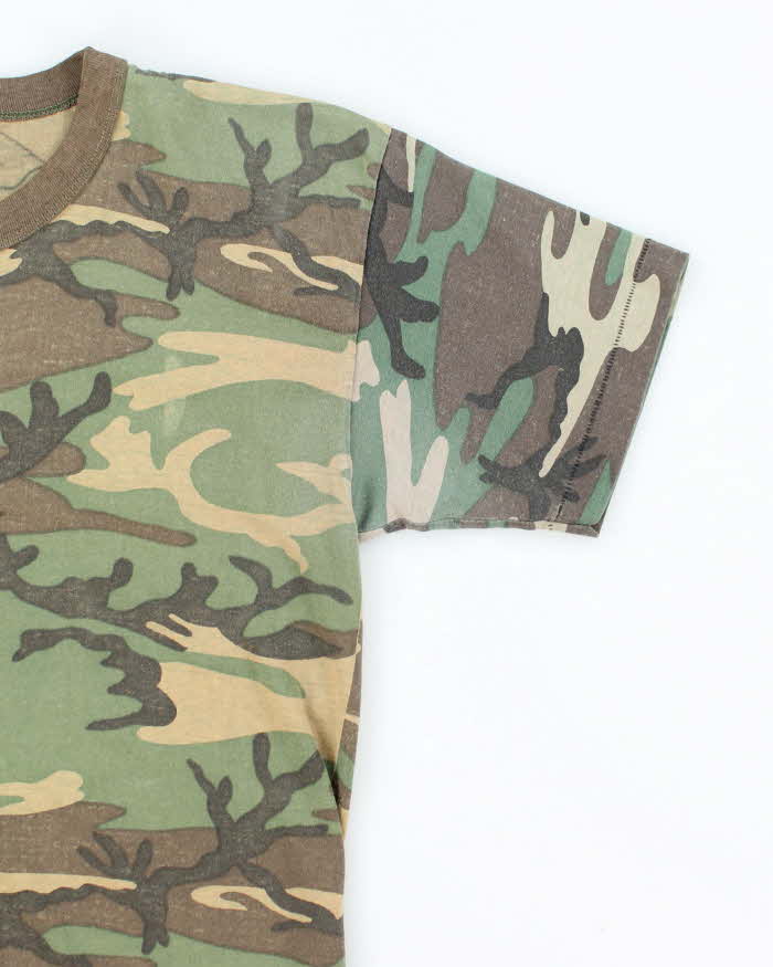 Vintage 90s Camouflage Single Stitch T-shirt - M