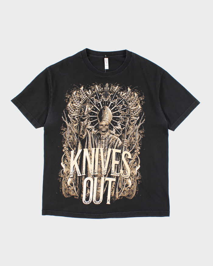 Vintage Knives Out Graphic T-shirt - L