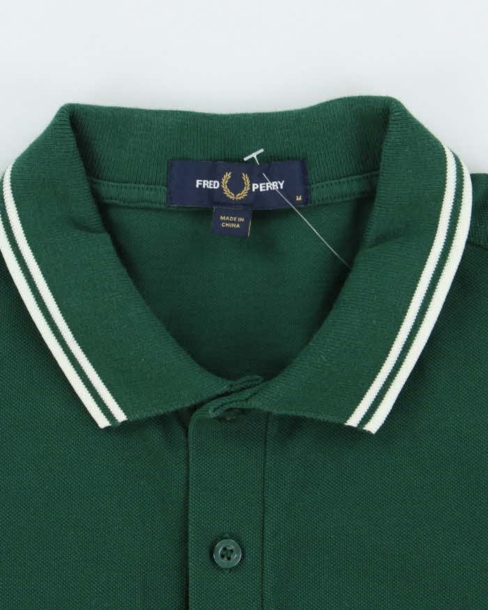Vintage 2000's Fred Perry Small Crest Polo Shirt - M