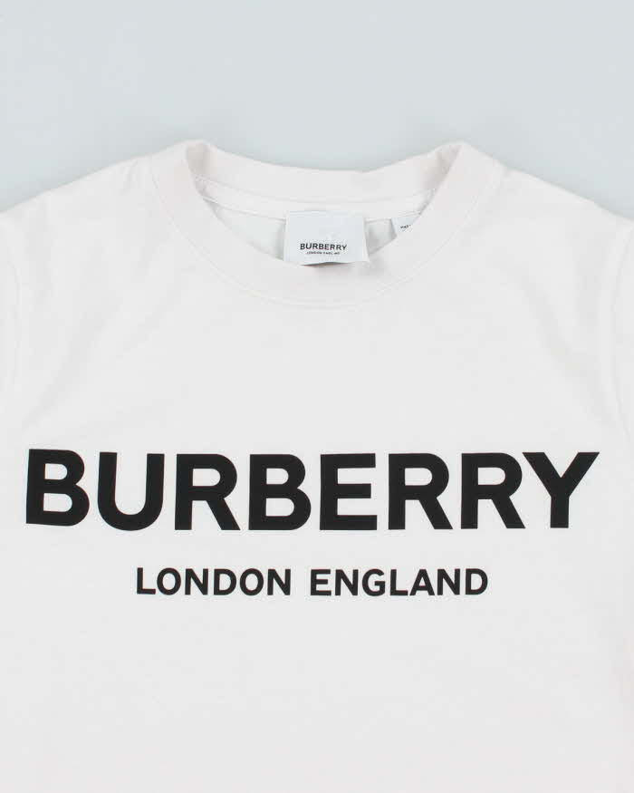Vintage 2000's Burberry Spell Out Graphic T-Shirt - S
