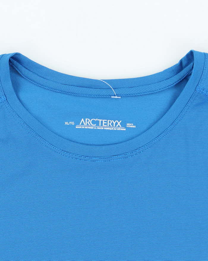 Vintage Arc'teryx Lightweight Long-sleeve T-Shirt - XL