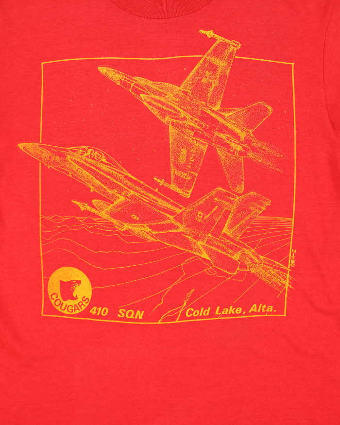 Vintage 90s Red Screen Stars Cougars Jet Print T-Shirt - M