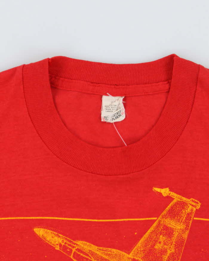Vintage 90s Red Screen Stars Cougars Jet Print T-Shirt - M