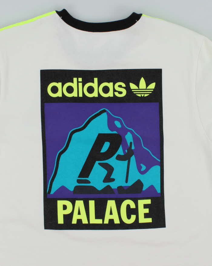 服/ファッション PALACE x ADIDAS PALASTE TEE Palace Skateboards x Adidas Tri-Logo Graphic T-Shirt - L – Rokit