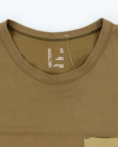 Vintage Arc'teryx Lightweight Pocket T-Shirt - XL