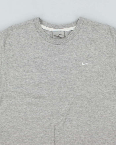 Vintage Y2K Nike Small Embroidered Swoosh T-Shirt - S