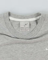Vintage Y2K Nike Small Embroidered Swoosh T-Shirt - S