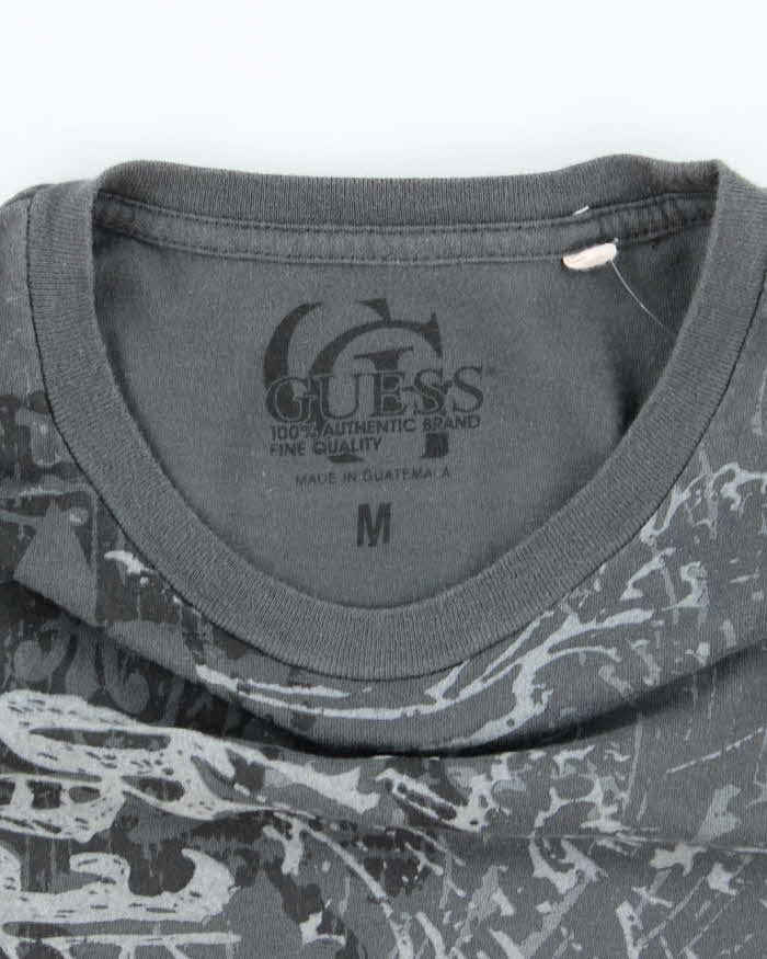 Vintage Y2K Guess Y2K Graphic T-Shirt - M