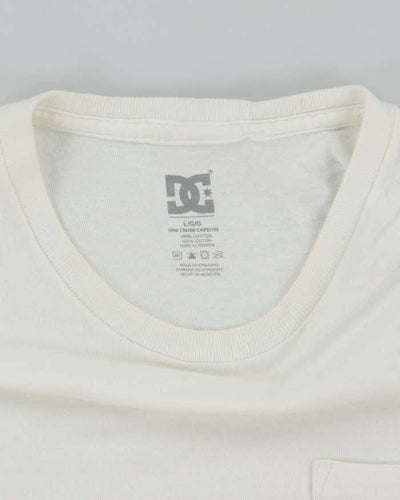 Vintage DC Shoe CO. Spell Out Pocket Graphic T-Shirt - L