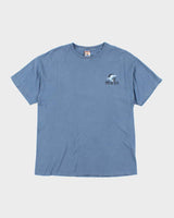 Vintage 2000's Maui Beware Sharks Souvenir T-Shirt - L