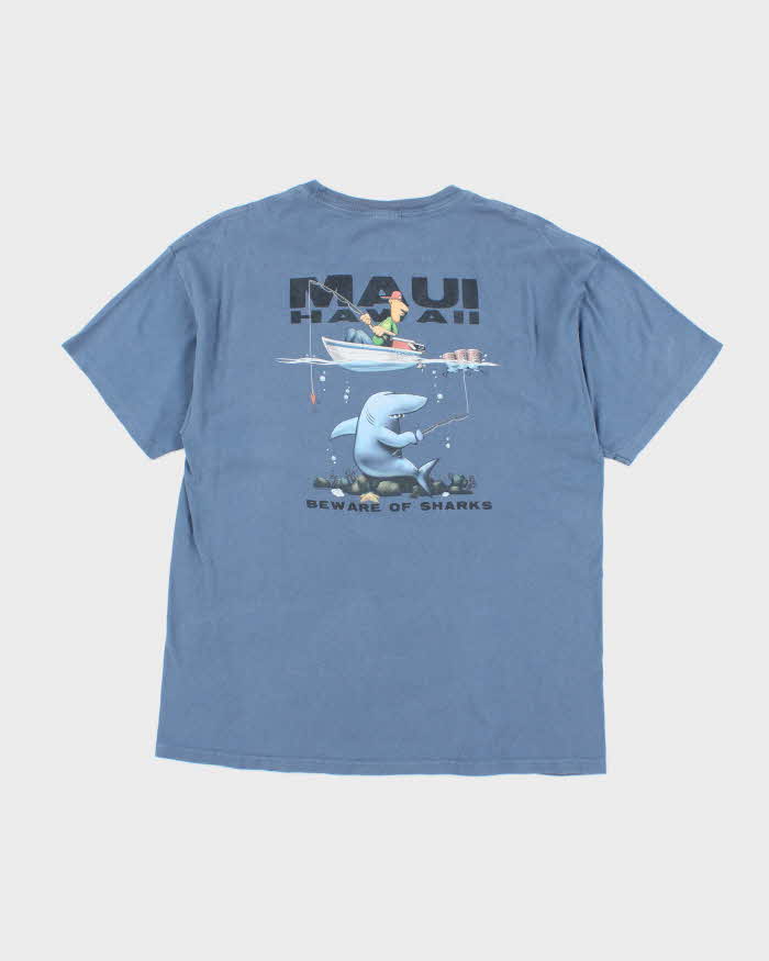 Vintage 2000's Maui Beware Sharks Souvenir T-Shirt - L