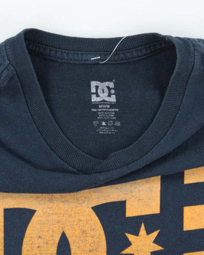 Vintage 2000's DC Shoe Co. Flag Graphic T-Shirt - M