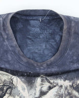 Vintage The Mountain Howling Wolf Graphic T-Shirt - M