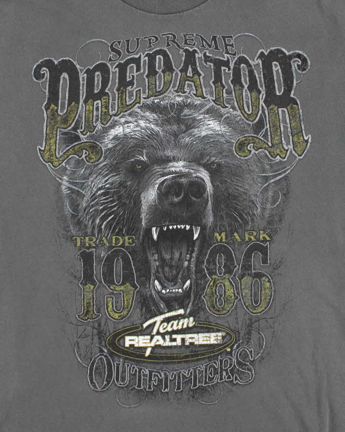 Vintage Y2K Supreme Predator Team Real Tree Graphic T-Shirt - XL