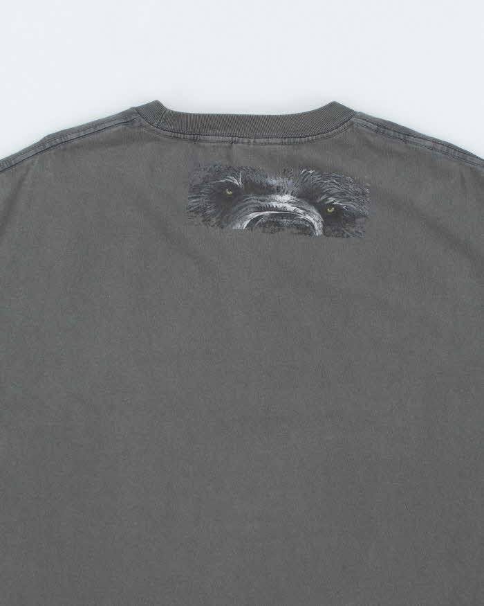 Vintage Y2K Supreme Predator Team Real Tree Graphic T-Shirt - XL