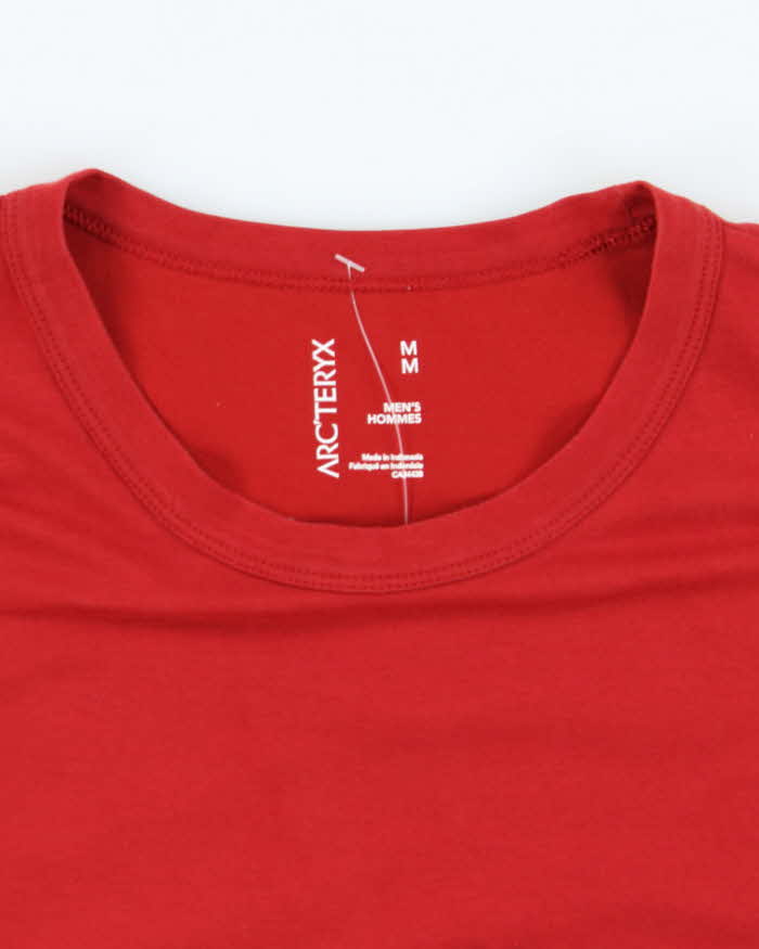 Vintage Arc'teryx Lightweight Pocket T-Shirt - M