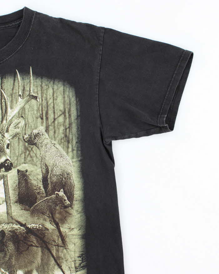 Vintage 2000's Forest Wildlife Graphic T-Shirt - M